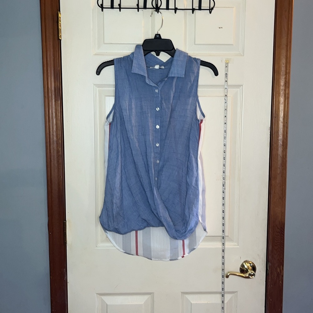 Anthropologie THML-M-blue-sleepless button up twist, striped in back, top/blouse - Picture 4 of 11